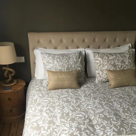 Alojamento de Acomodação e Pequeno-almoço Maison Ulysse