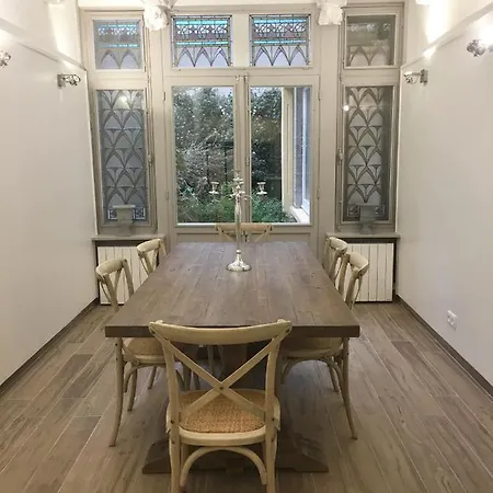 Alojamento de Acomodação e Pequeno-almoço Maison Ulysse Amiens