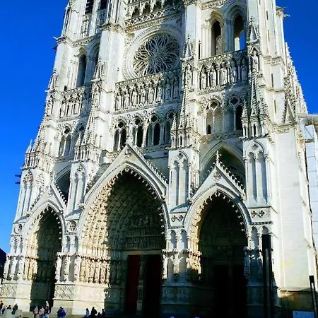 Alojamento de Acomodação e Pequeno-almoço Maison Ulysse Amiens