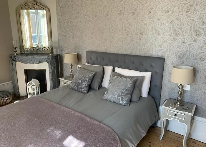 Alojamento de Acomodação e Pequeno-almoço Maison Ulysse